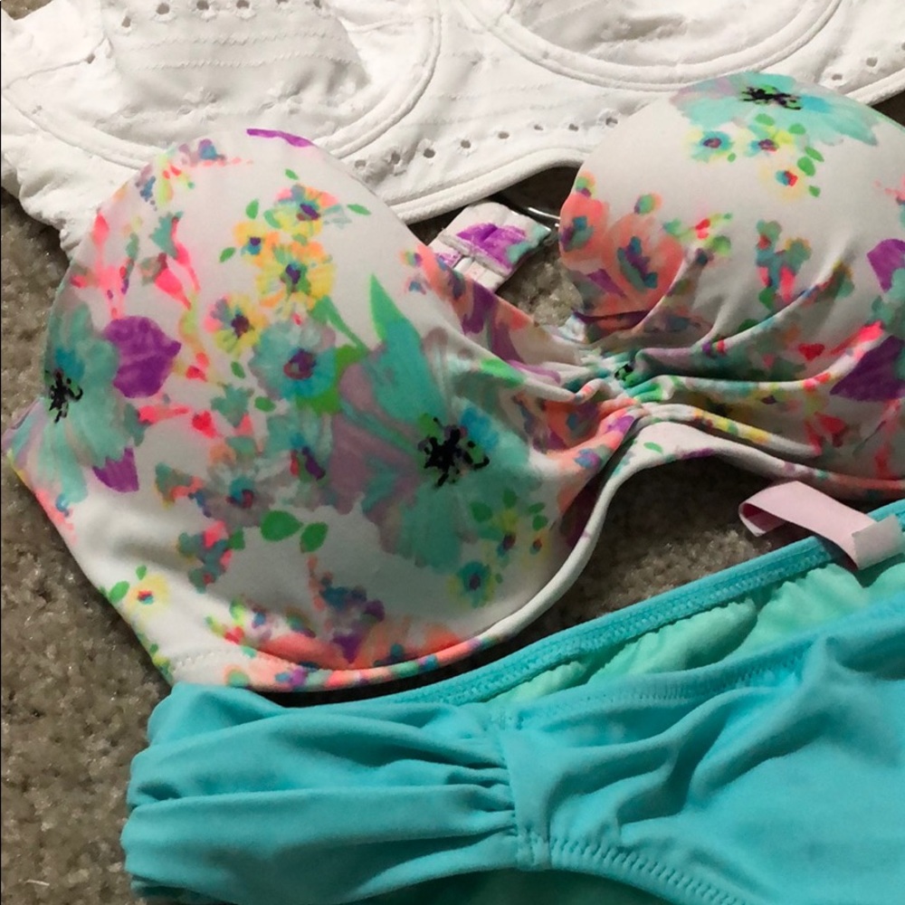 Bathing suit - Picture 2 of 2